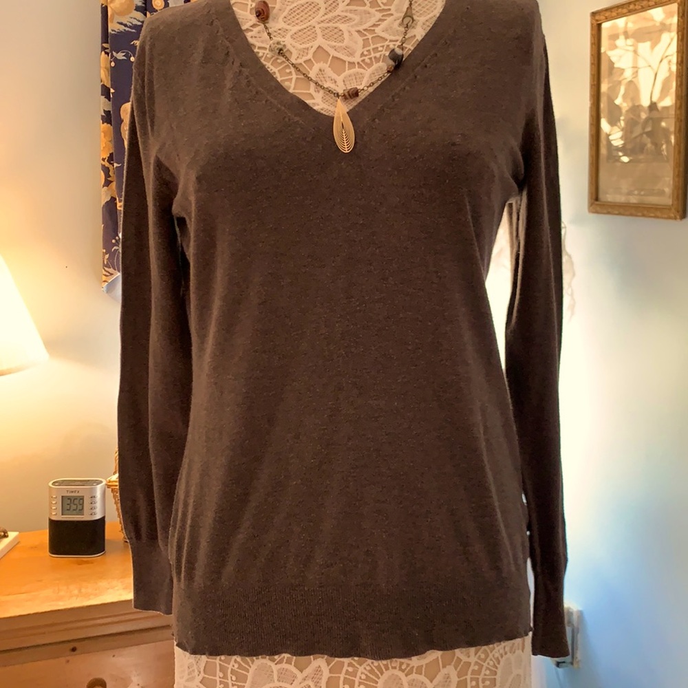 Banana Republic Brown Sweater (Light Knit) M